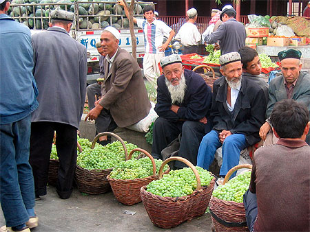 Sur le march� de Kashgar