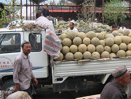 Sur le march� de Kashgar