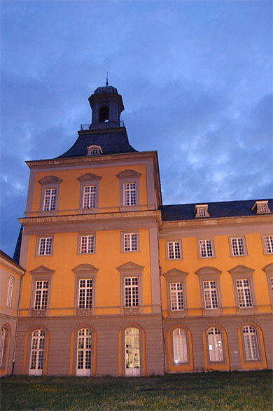 Universit� de Bonn