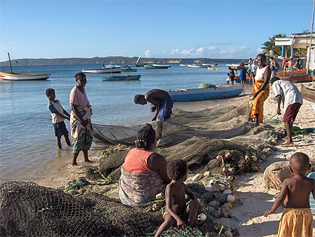 P�che sur plage de Ramena