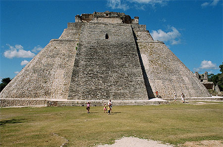 La Pyramide du Magicien - Uxmal