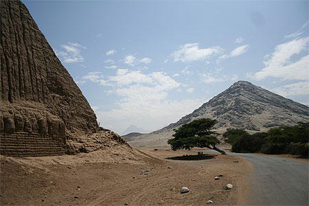 Pyramides p�ruviennes