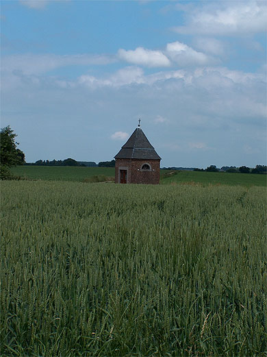 Chapelle dans les campagnes