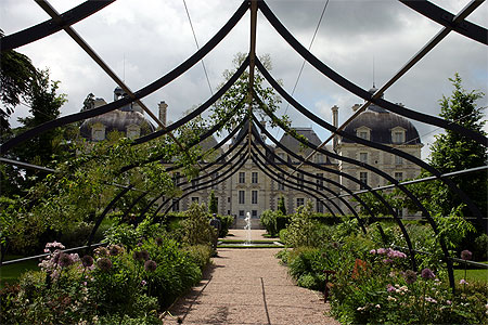 Cheverny vue du jardin