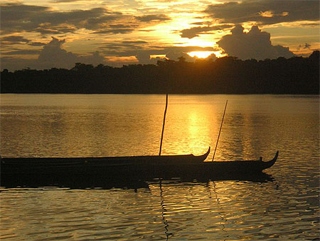 Coucher de soleil sur le Maroni