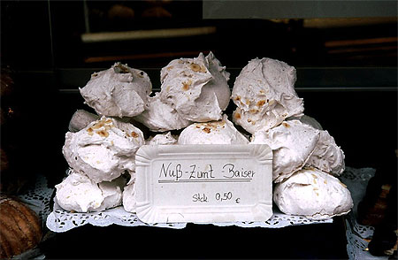Les meringues de noix et de cannelle