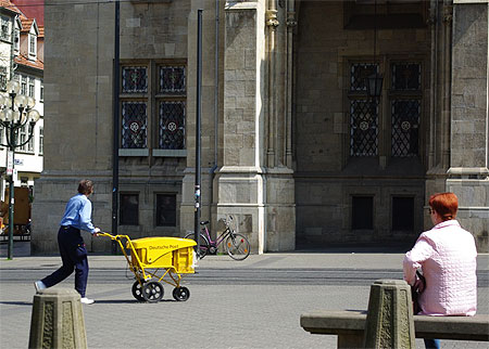 Devant l'h�tel de ville d'Erfurt