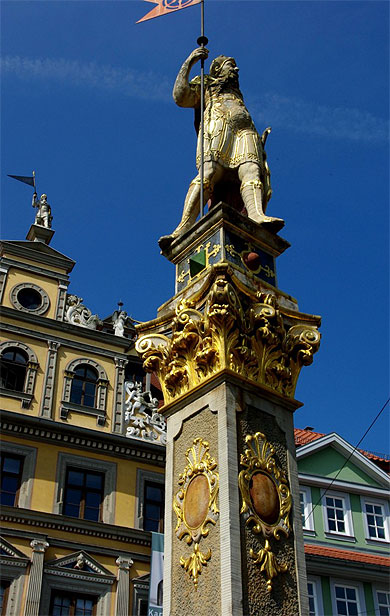 La statue de Roland