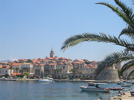 Vue sur Korcula, ville fortifi�e