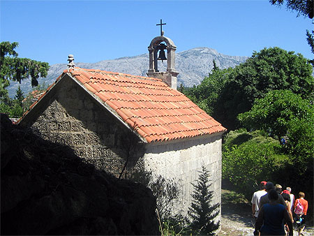 Chapelle dans une carri�re de pierre
