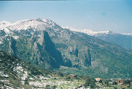 La r�gion de Bouzegu�ne au printemps