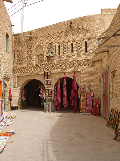 Place du vieux quartier d'Ouled-el-Hadef