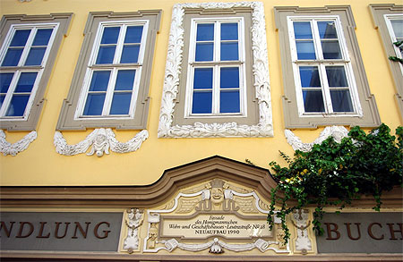Fa�ade d'une vieille librairie
