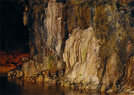 La grotte des f�es