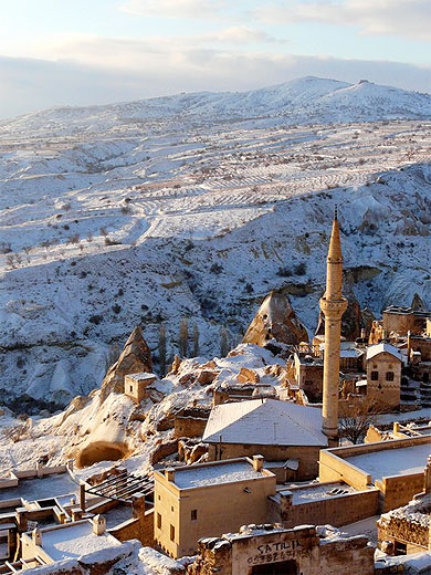 Uchisar sous la neige
