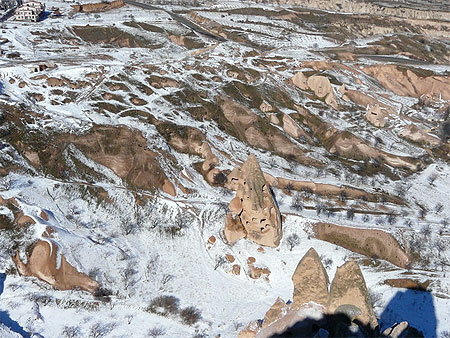 Chemin�e de f�e vue du Ch�teau d'Uchisar
