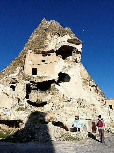 Vestiges d'habitations troglodytes