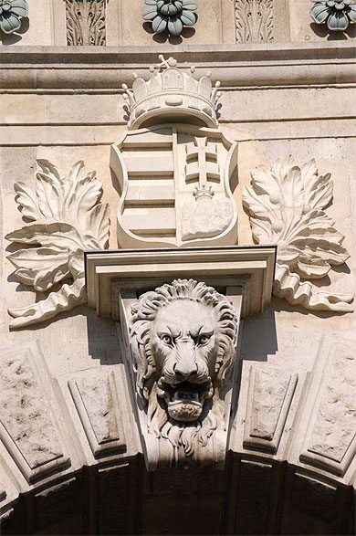 Les lions du pont des chaines