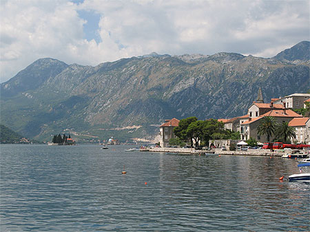 Perast Village vue sur les Iles
