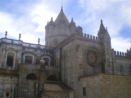 Evora