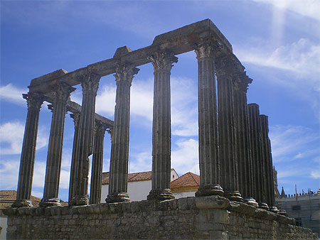 Evora