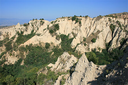 Paysage de pyramides