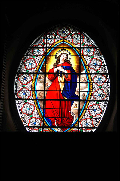 Eglise peinture en verre