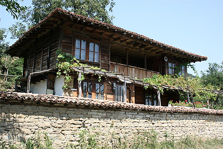Beau village de Jeravna