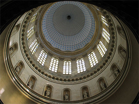 La coupole de la basilique Notre-Dame