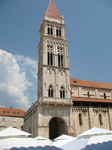Place de l'�glise � Trogir