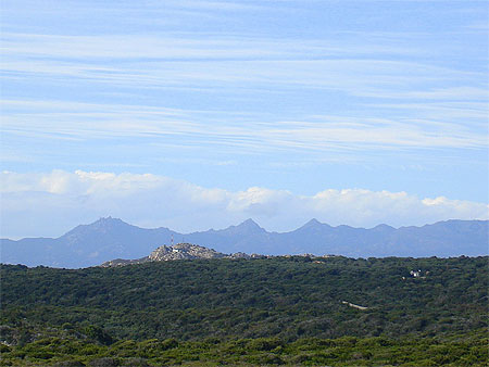 Vue sur les montagnes corses