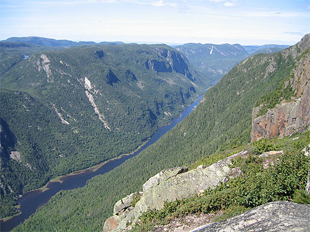 Parc national des Hautes-Gorges-de-la-Rivi�re-Malbaie - Acropole des Draveurs