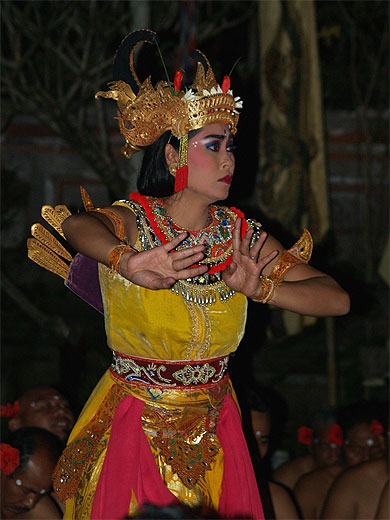 Danseuse Kecak
