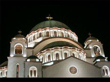 L'�glise de Saint-Sava, la nuit