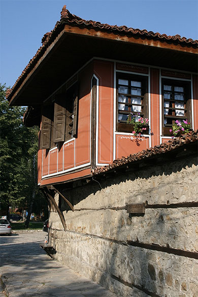 Belle maison du style Renouveau national
