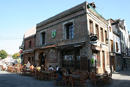 Bar dans le quartier Saint Leu