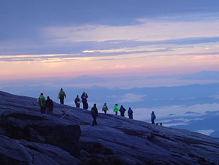 Mont Kinabalu au lev� du soleil 