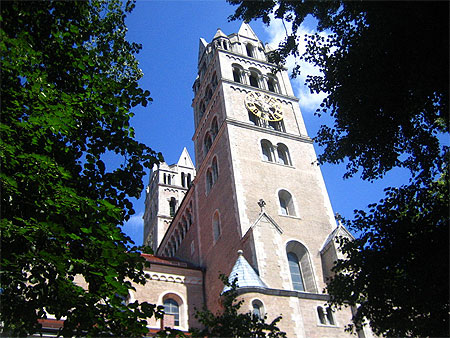 Eglise au d�tour d'une balade