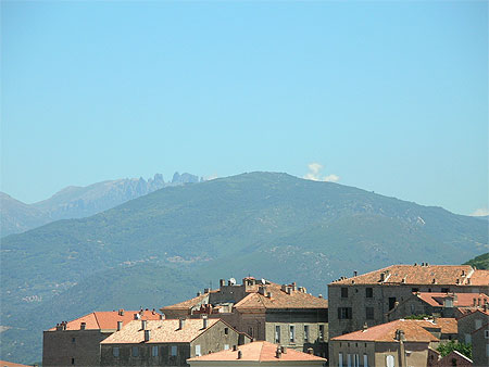 Les aiguilles vues de Sart�ne