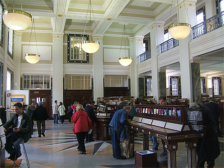 Post Office int�rieur sur O'Connell street