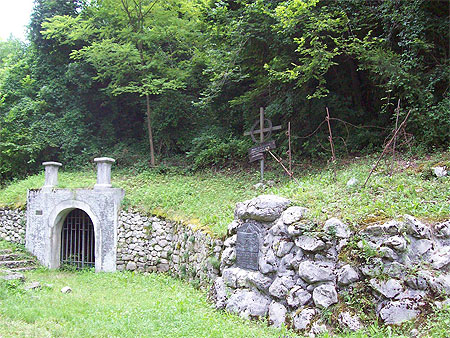 M�morial hongrois � Bovec