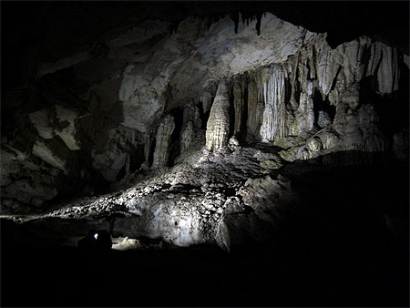 Grotte naturelle pr�s de Plaine Caverne