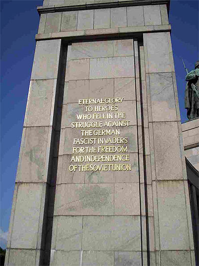 Monument de Tiergarten pr�s du Reichstag