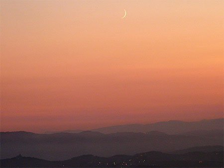 Coucher du soleil au clair de lune
