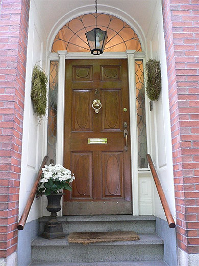 Mise en sc�ne de la porte d'entr�e