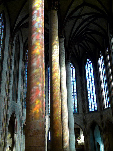 Colonnes multicolores