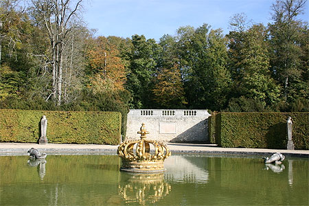 Couronne dans l'eau