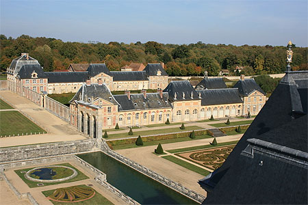 Le domaine de Vaux-le-Vicomte vu de la rotonde