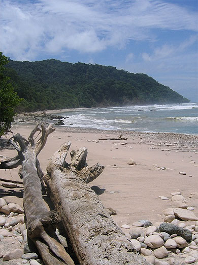 Plage sauvage du Parc Cabo Blanco
