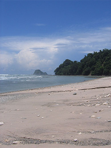 Plage sauvage du Parc Cabo Blanco